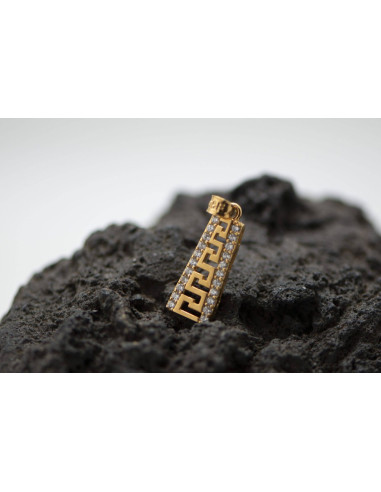 PENDENTIF CLÉ GRECQUE PLAQUÉ OR 18K ET OXYDE DE ZIRCONIUM CHAINE EN ACIER