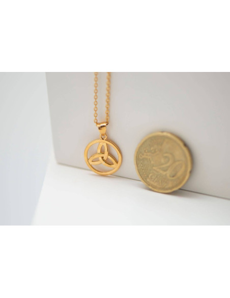 PENDENTIF TRIQUÈTE CELTE PLAQUÉ OR 18K 14 MM - CHAINE EN ACIER