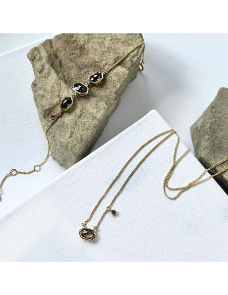 COLLIER AVEC QUARTZ FUMÉ ET GRENAT, EN ARGENT DORÉ 925, LONGUEUR 42 + 3 CM